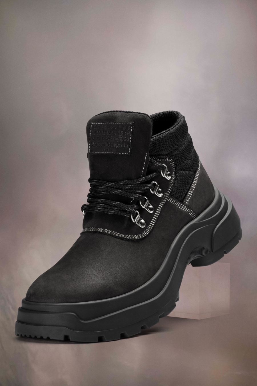 Maison Margiela Alex Hiking Boots Black | 039572-VNO