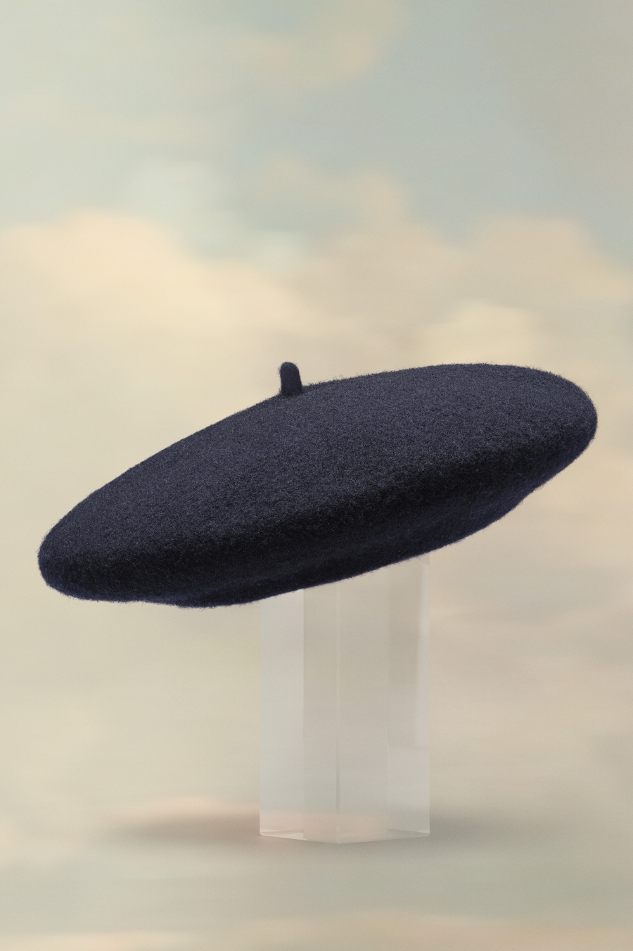 Maison Margiela Heavy Wool Beret Milk | 136920-ZPE