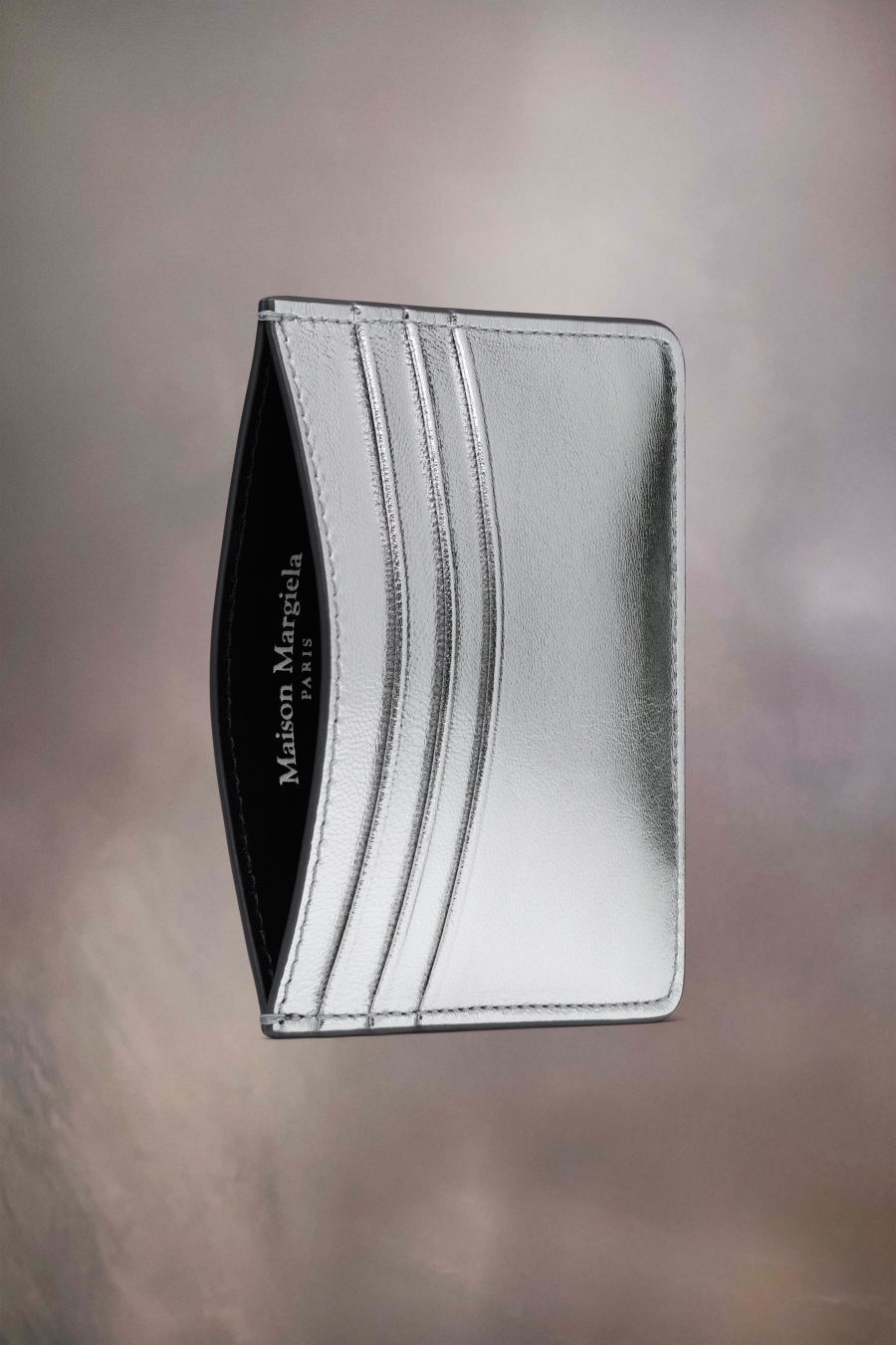 Maison Margiela Metallized Leather Four Stiches Cardholder Silver Color | 675041-LPZ