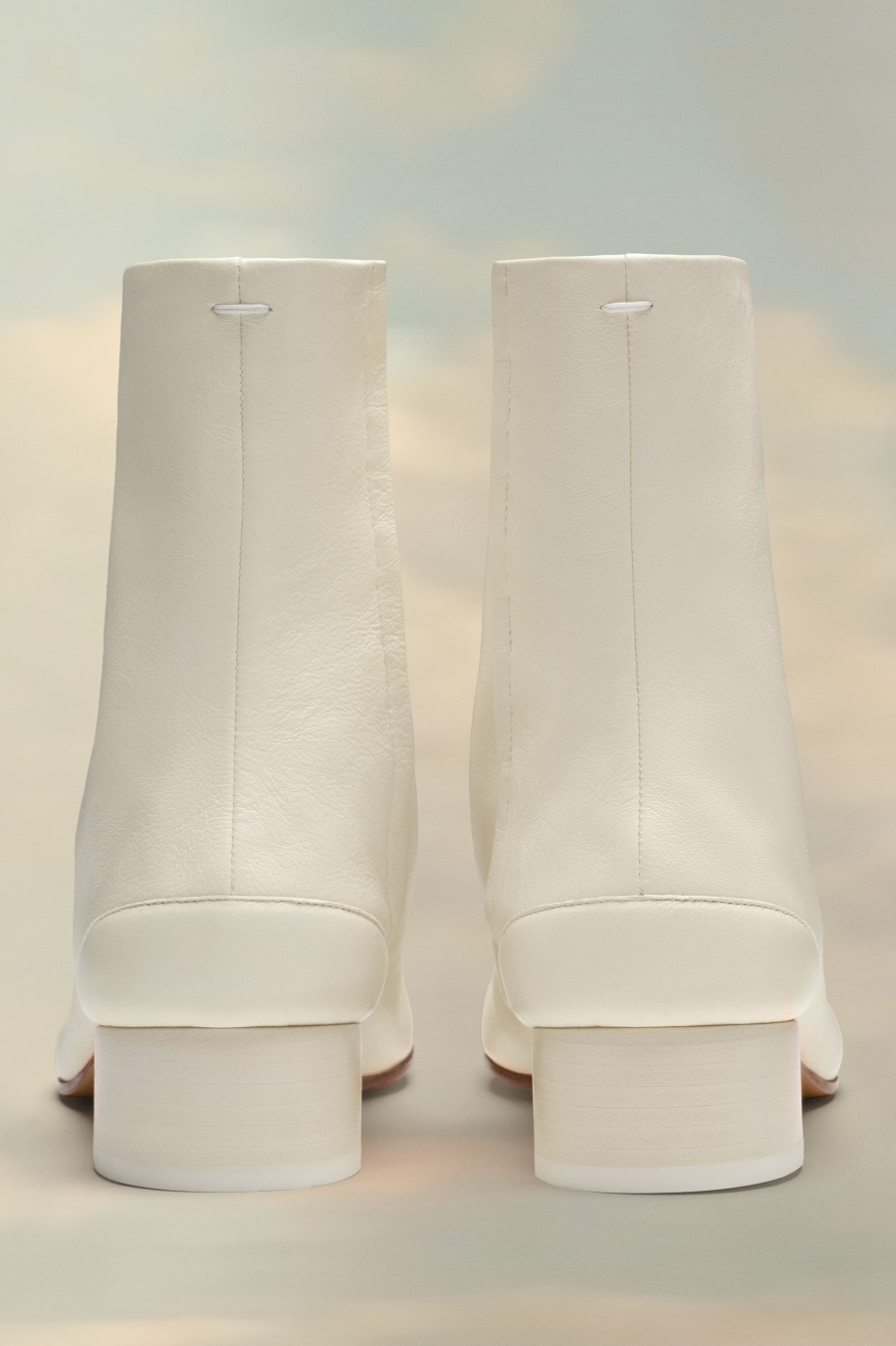 Maison Margiela Tabi Ankle Boots White | 730816-FMD