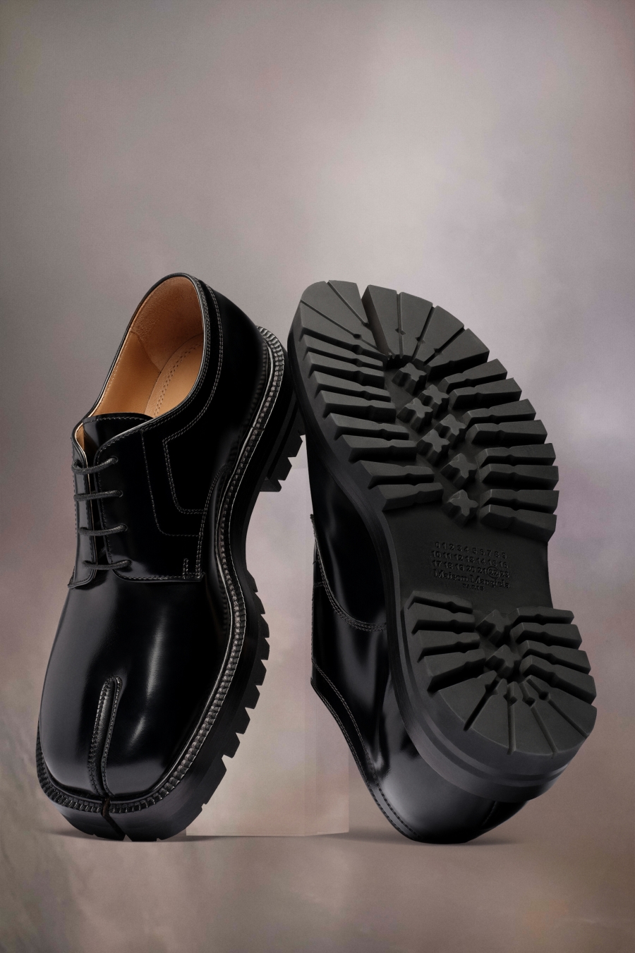 Maison Margiela Tabi Lace-ups Black | 083725-SHF