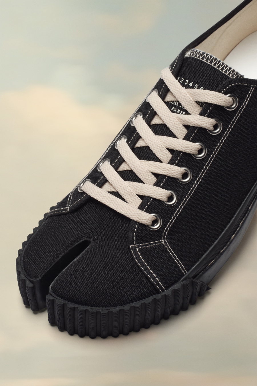 Maison Margiela Tabi Sneakers Black | 846201-CTP