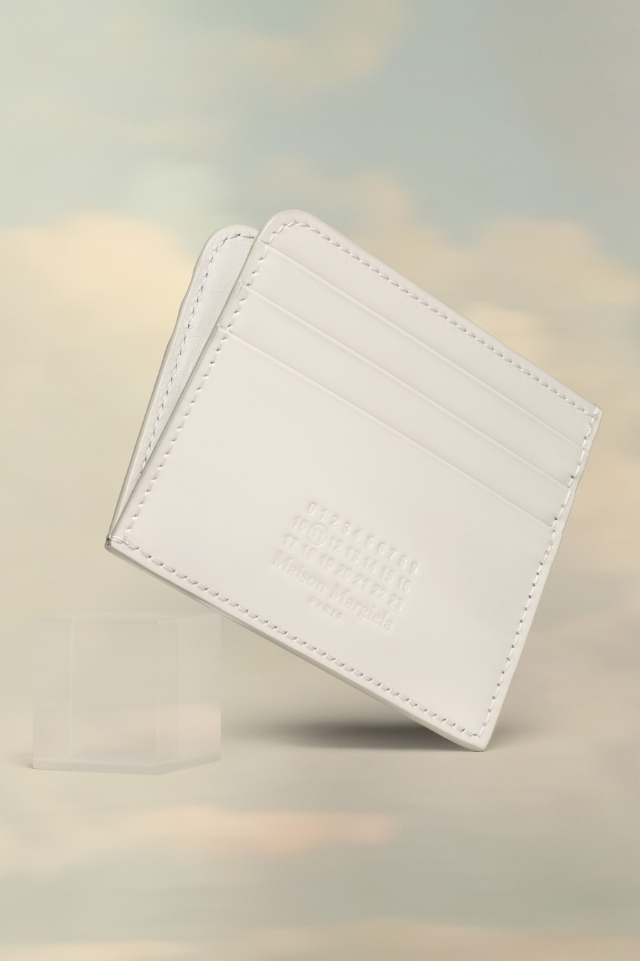 Maison Margiela Vernice Logo Cardholder Gray | 391680-YQD