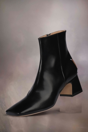 Maison Margiela Four Stitches Décortiqué Boots Black | 563481-FMK