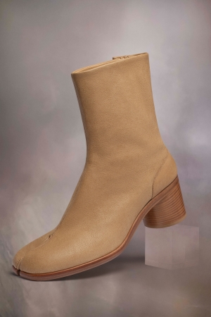 Maison Margiela Tabi Ankle Boots Nutmeg | 075924-WMO